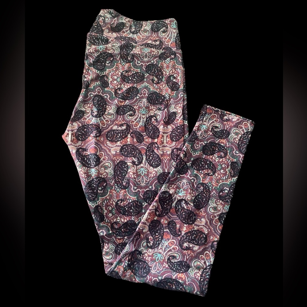LuLaRoe leggings - size Tall & Curvy - worn once!